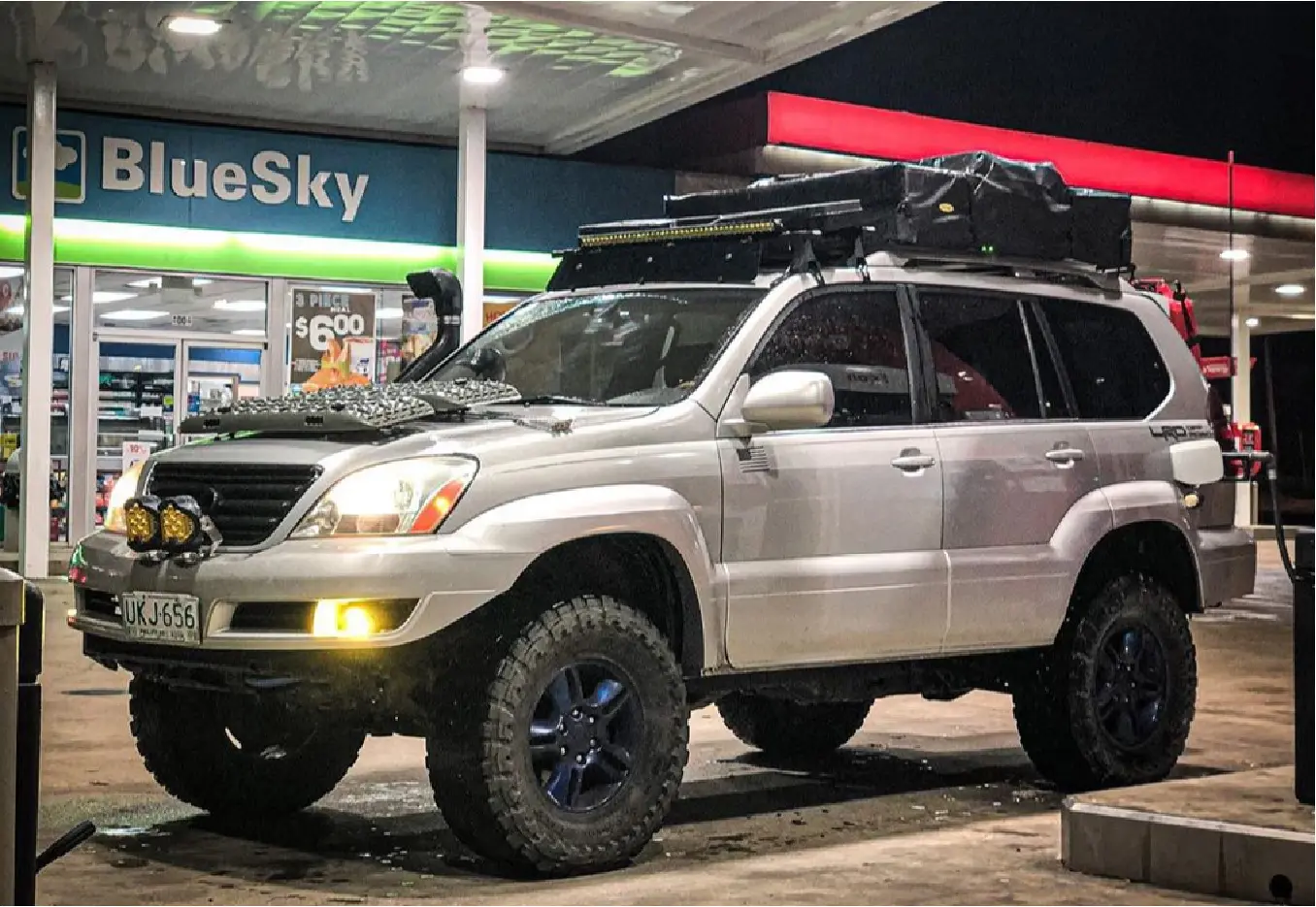 Truck Illustration Emblem — view 4